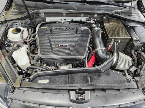 Used 2016 Volkswagen Golf R 4-Door AWD/4WD image 31