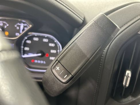 Used 2020 GMC Sierra 1500 Elevation w/ Elevation Value Package AWD/4WD image 17