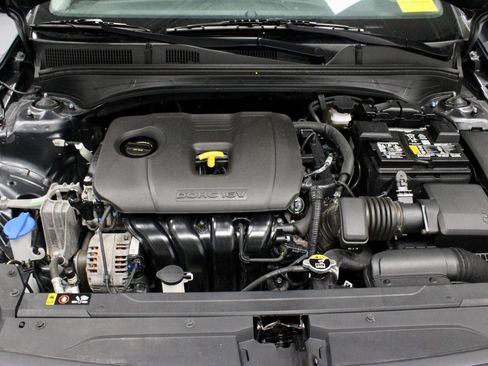 Used 2024 Kia Forte LXS FWD image 16