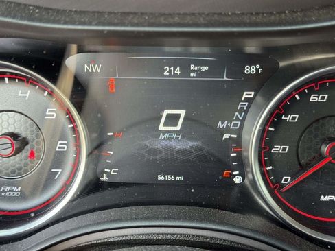 Used 2023 Dodge Charger SXT RWD image 14