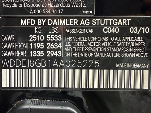 Used 2010 Mercedes-Benz CL 550 4MATIC image 46