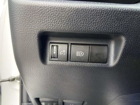 Used 2024 Toyota RAV4 LE FWD image 28