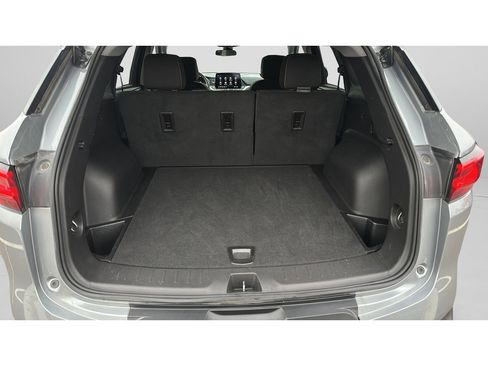 Used 2025 Chevrolet Blazer LT image 44