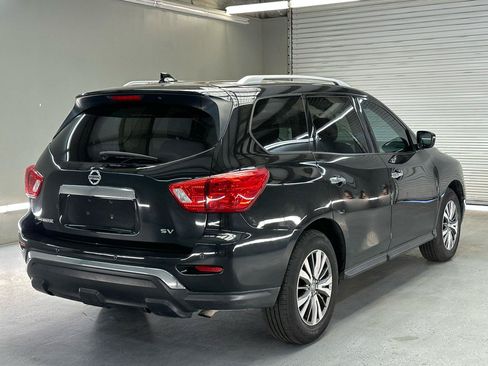 Used 2020 Nissan Pathfinder SV FWD image 8