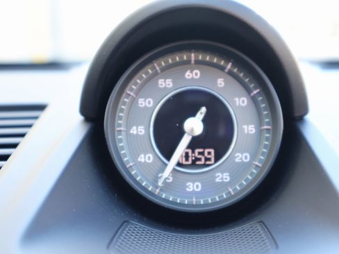 Used 2022 Porsche 911 Turbo S image 25