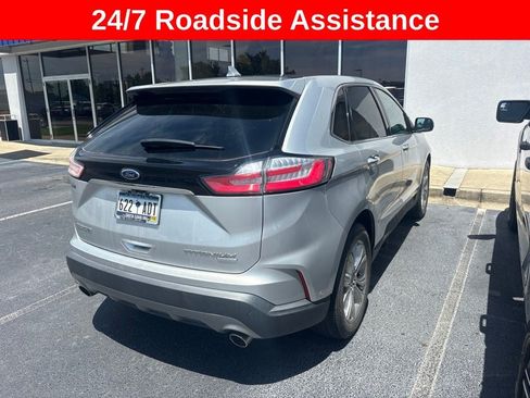 Used 2019 Ford Edge Titanium w/ Equipment Group 301A FWD image 5