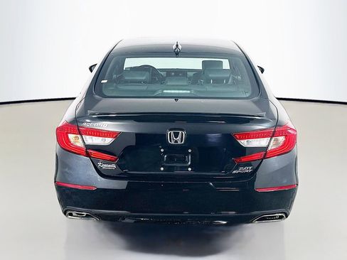 Used 2019 Honda Accord Sport image 6