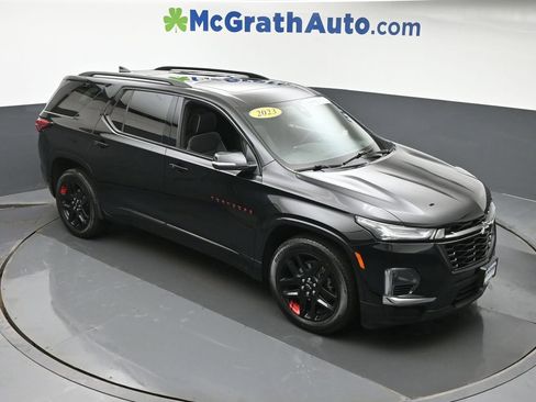 Used 2023 Chevrolet Traverse Premier w/ Redline Edition image 3