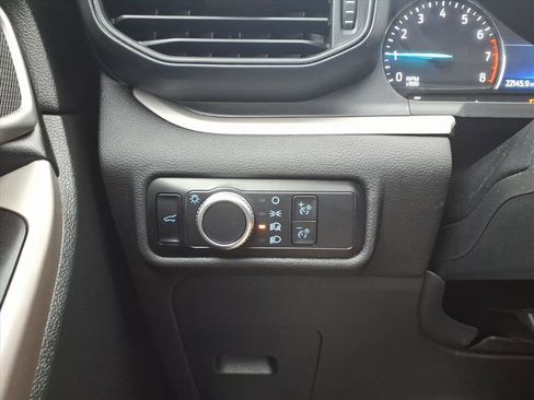 Certified 2023 Ford Explorer XLT image 16