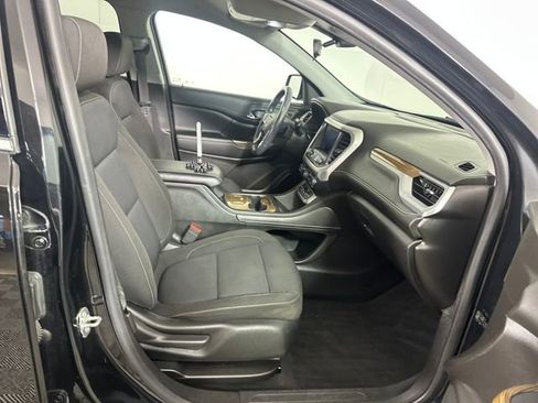 Used 2021 GMC Acadia SLE image 29