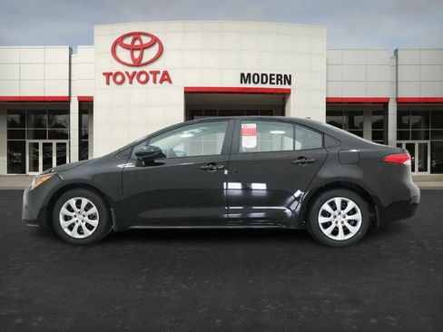 New 2026 Toyota Corolla LE image 9