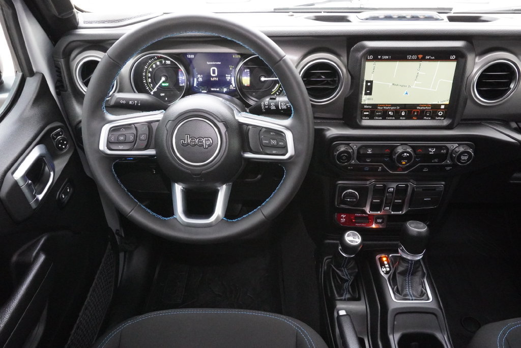 Used 2023 Jeep Wrangler Unlimited Rubicon 4xe AWD/4WD image 22