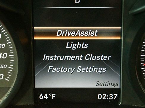 Used 2015 Mercedes-Benz C 300 Sedan image 52