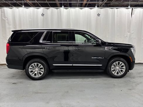 Used 2025 GMC Yukon Denali AWD/4WD image 6