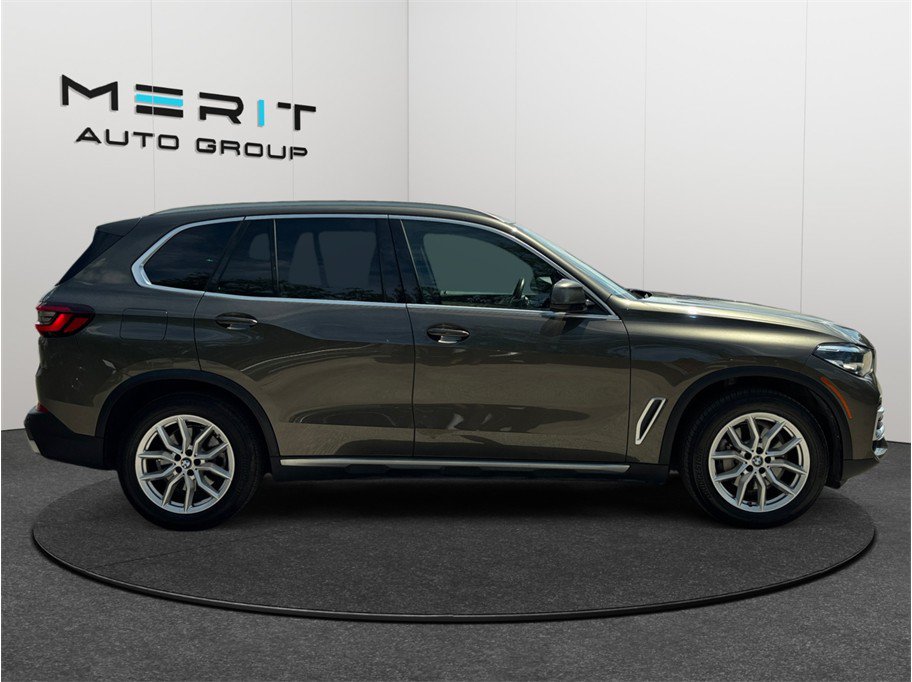 Used 2022 BMW X5 xDrive40i w/ Premium Package AWD/4WD image 10