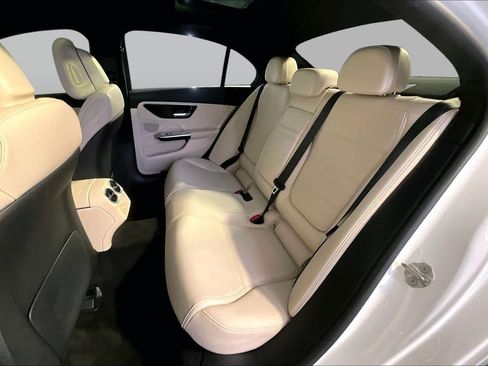 Used 2023 Mercedes-Benz C 300 4MATIC Sedan image 21