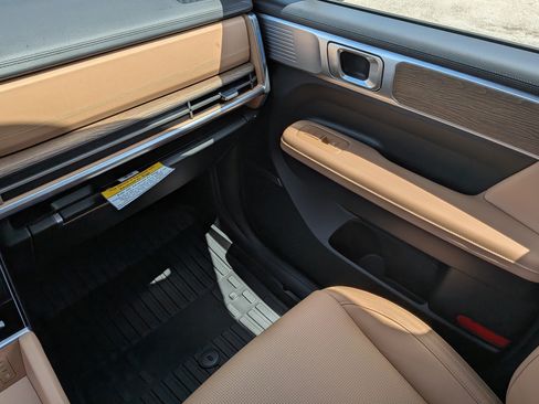 New 2027 Hyundai Santa Fe Limited FWD image 17
