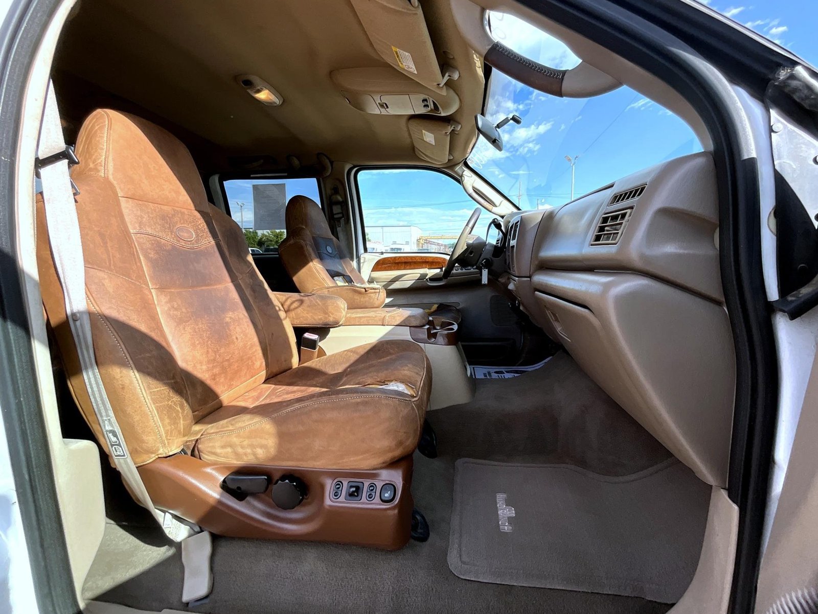 Used 2004 Ford F250 King Ranch AWD/4WD image 17