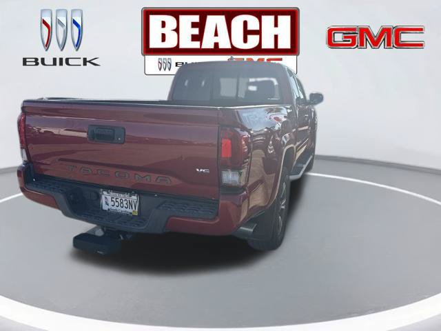 Used 2016 Toyota Tacoma TRD Sport w/ Towing Package AWD/4WD image 4