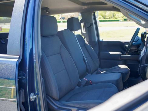 Used 2020 Chevrolet Silverado 2500 Custom w/ Custom Value Package AWD/4WD image 16