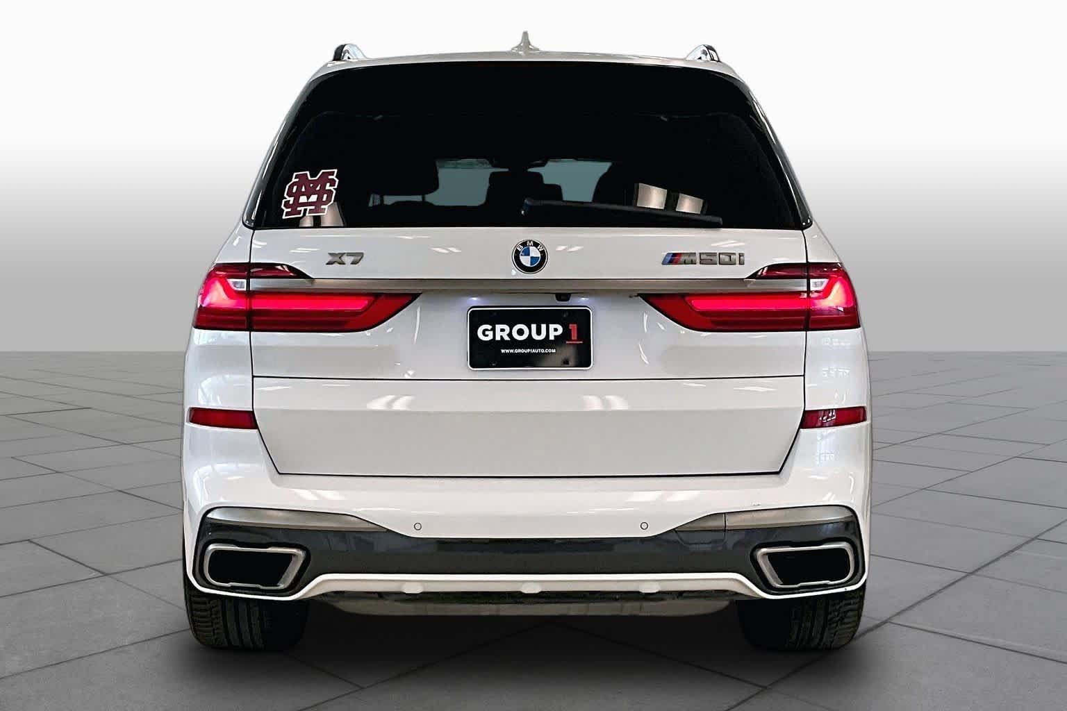 Used 2022 BMW X7 M50i AWD/4WD image 4