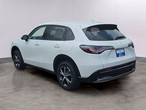 Used 2023 Honda HR-V EX-L image 6