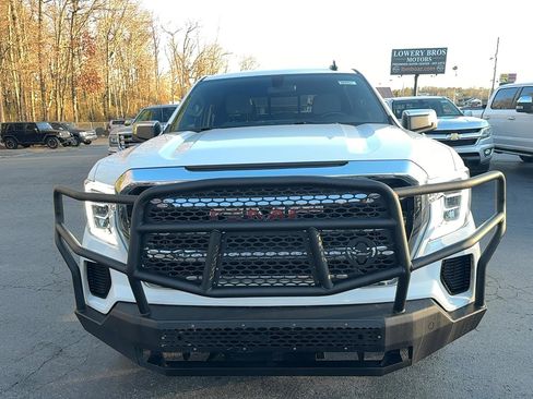 Used 2021 GMC Sierra 1500 SLE w/ X31 Off-Road Package AWD/4WD image 2