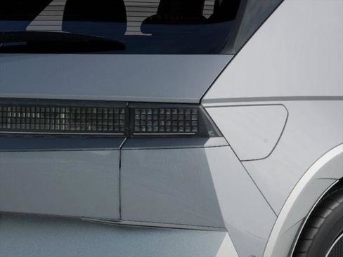 New 2026 Hyundai Ioniq 5 Limited image 10