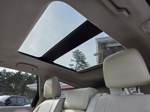 Used 2018 INFINITI QX60 FWD w/ Deluxe Technology Package image 19