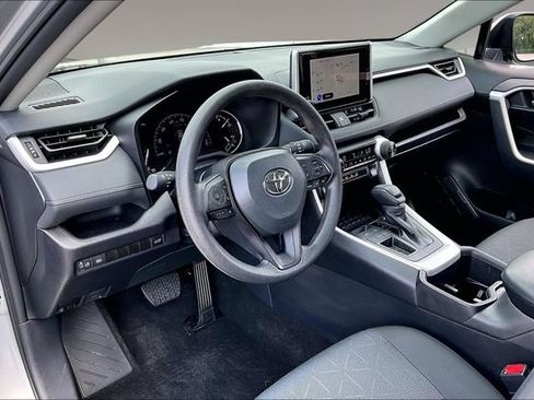Used 2024 Toyota RAV4 XLE w/ Convenience Package FWD image 17