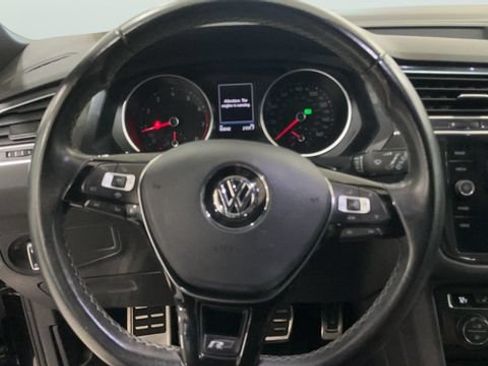 Used 2021 Volkswagen Tiguan SE R-Line AWD/4WD image 17