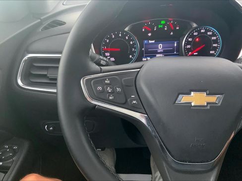 Used 2023 Chevrolet Equinox LT FWD image 24