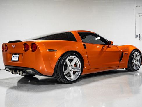 Used 2009 Chevrolet Corvette Z06 w/ Preferred Equipment Group image 3