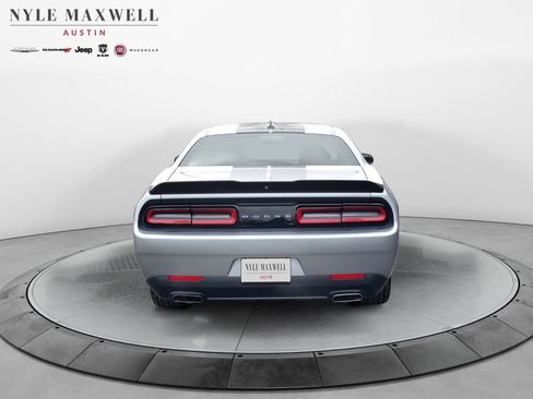 Used 2016 Dodge Challenger SXT w/ Blacktop Package image 12