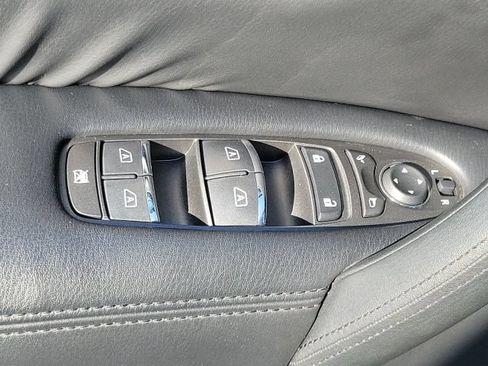 Used 2024 Nissan Armada SV AWD/4WD image 26
