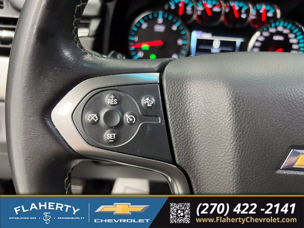 Used 2016 Chevrolet Suburban LT AWD/4WD image 27