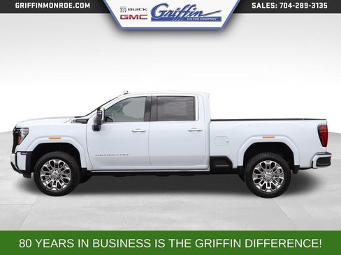New 2026 GMC Sierra 2500 Denali Ultimate AWD/4WD image 2