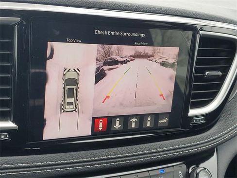 New 2026 Chrysler Pacifica Select image 25