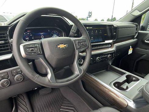 New 2026 Chevrolet Silverado 2500 LT w/ All Star Edition AWD/4WD image 3
