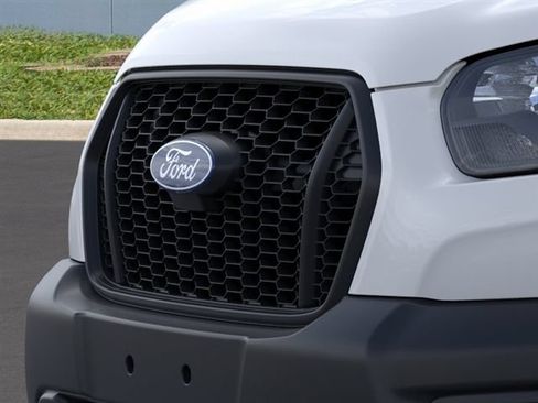 New 2026 Ford Transit 150 Low Roof RWD image 17