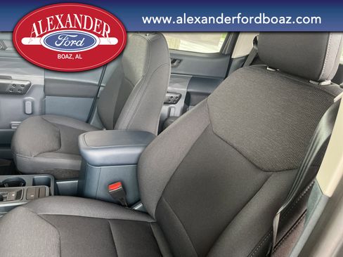 New 2025 Ford Maverick XL image 12