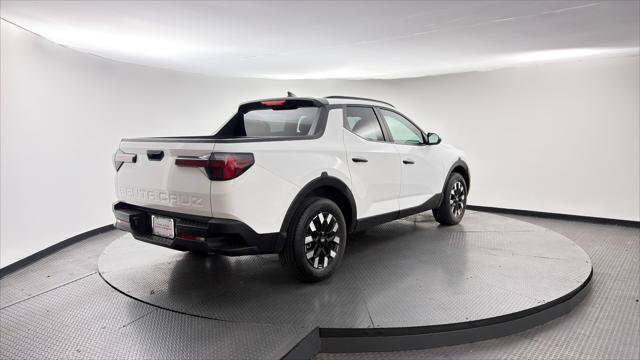 Used 2025 Hyundai Santa Cruz SEL FWD image 8