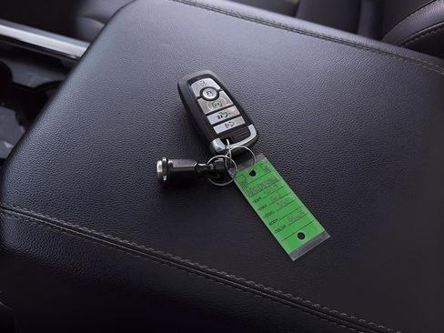 Used 2023 Ford F350 Lariat w/ Lariat Ultimate Package image 29