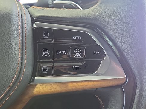 New 2025 Jeep Grand Cherokee L Summit image 29