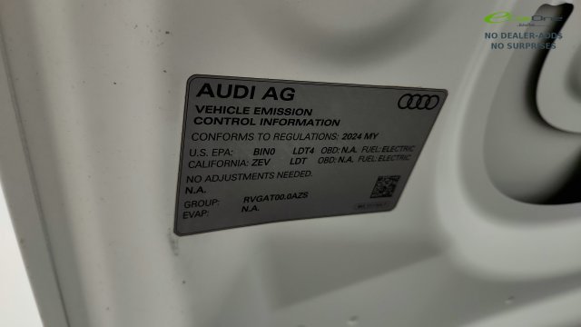Used 2024 Audi Q8 e-tron Premium AWD/4WD image 71