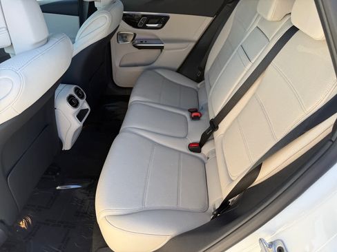 New 2026 Mercedes-Benz GLC 300 GLC 300 image 11