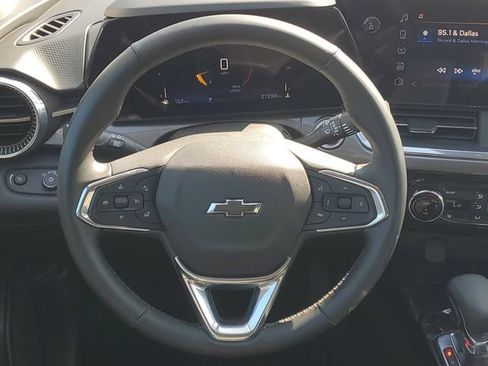 Certified 2024 Chevrolet Trax ACTIV w/ Driver Confidence Package FWD image 12