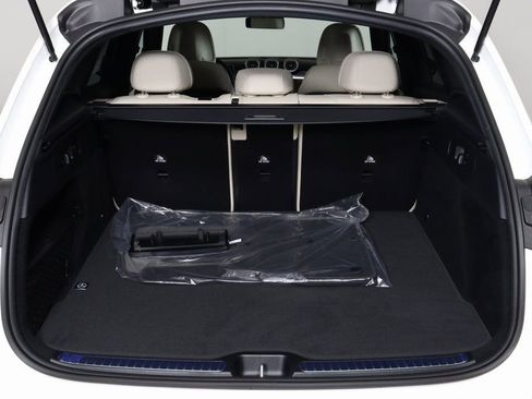 Certified 2025 Mercedes-Benz GLC 300 4MATIC image 11