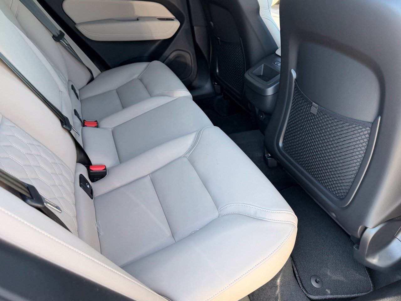 New 2027 Volvo XC60 B5 Core AWD/4WD image 18
