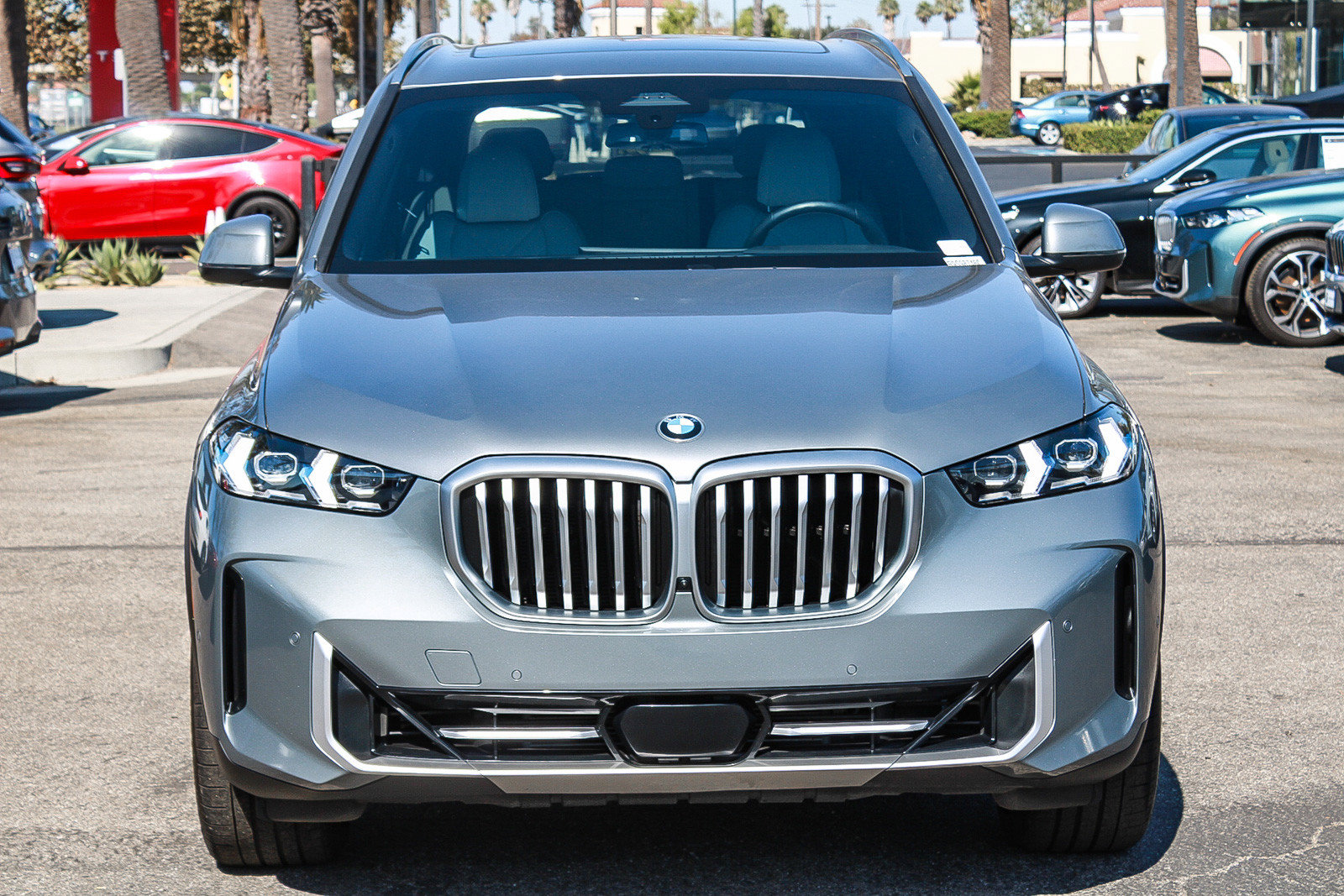 Used 2024 BMW X5 sDrive40i w/ Premium Package RWD image 2